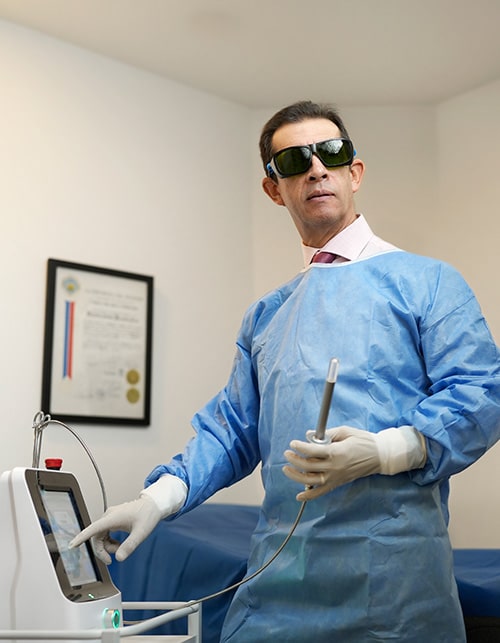 Dr Ricardo Miranda Experto en PHV en Quito-min